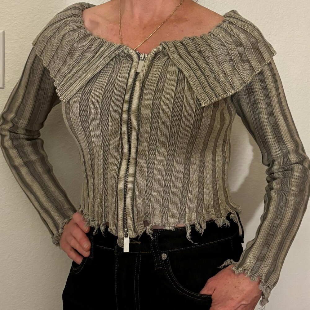 Like New! Zara Fitted Ribbed Cropped Acid Wash Grey Zipper Sweater - Size Small